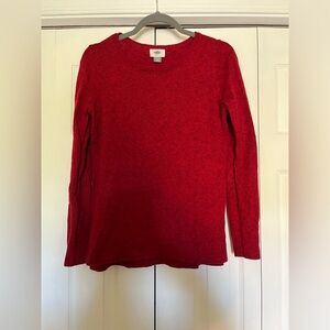 Women’s Old Navy red marled sweater, size M